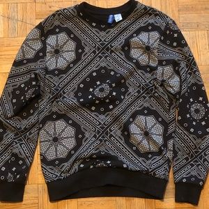black bandanna crewneck